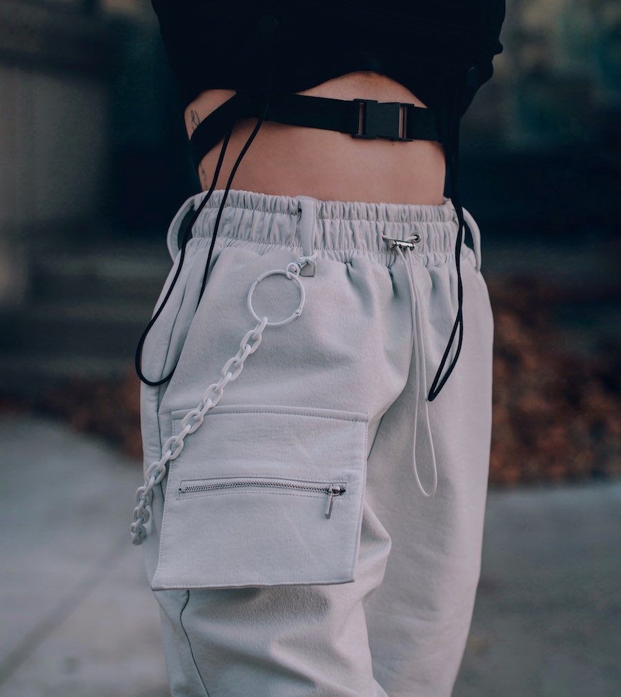 High Waisted Baggy Carrot Trousers Cargo Pants With Chains  Winter pants  outfit Outfits Beige outfit